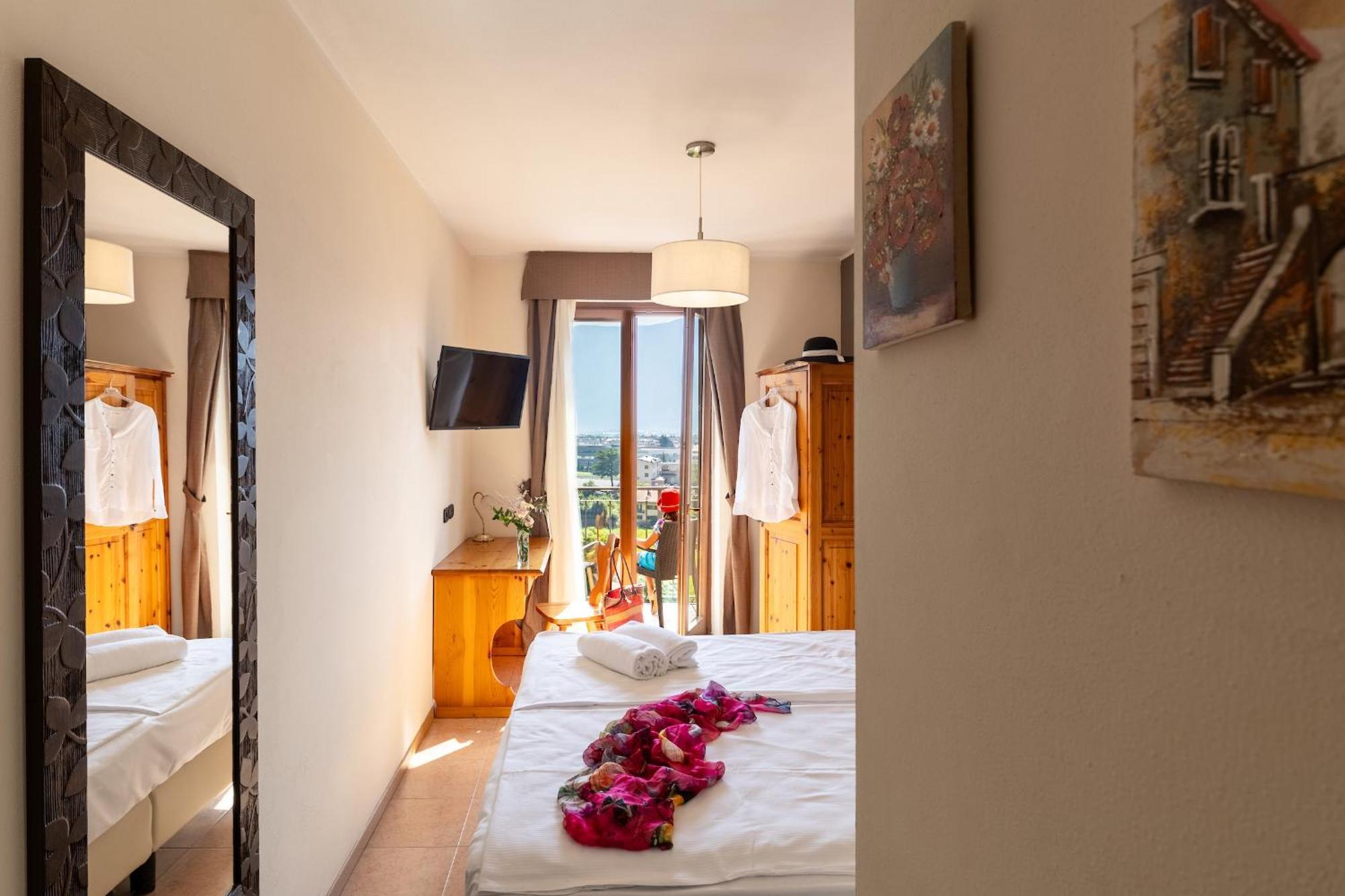 加尔达湖滨Agritur Eden Marone别墅 外观 照片