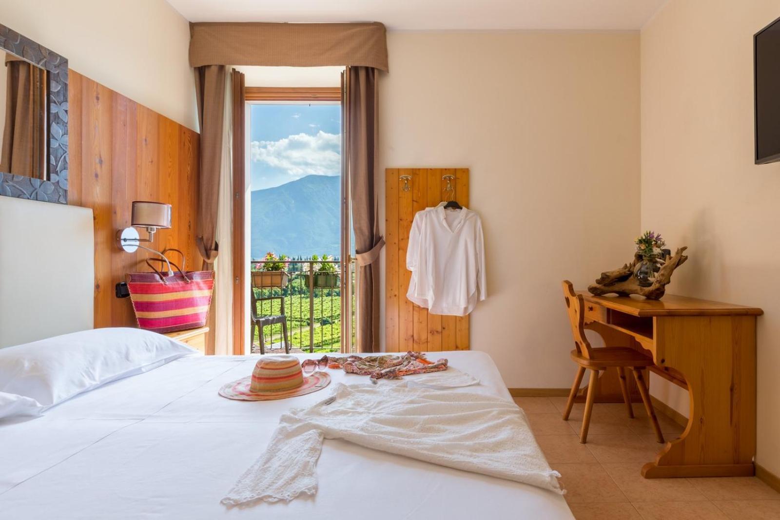 加尔达湖滨Agritur Eden Marone别墅 外观 照片